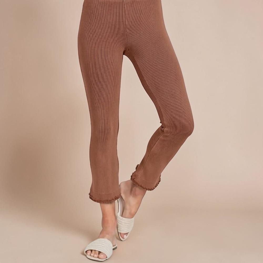 Free People Movement Ribbed Knit Cropped Flare Pants Lettuce Hem Low Rise Sz L - Picture 7 of 8